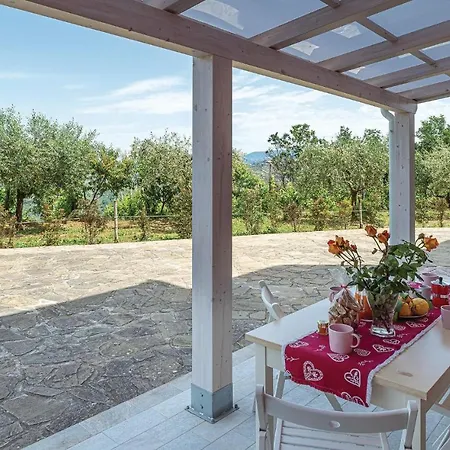 6 Διαμέρισμα Laureana Cilento
