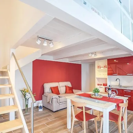 Apt, 6 Laureana Cilento